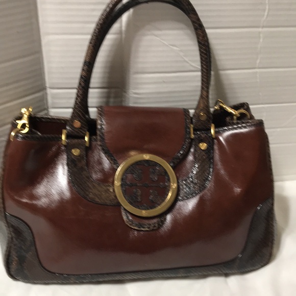 Tory Burch Handbags - Tory Burch leather/snake gold hardware chain strap bag. Vintage! EUC